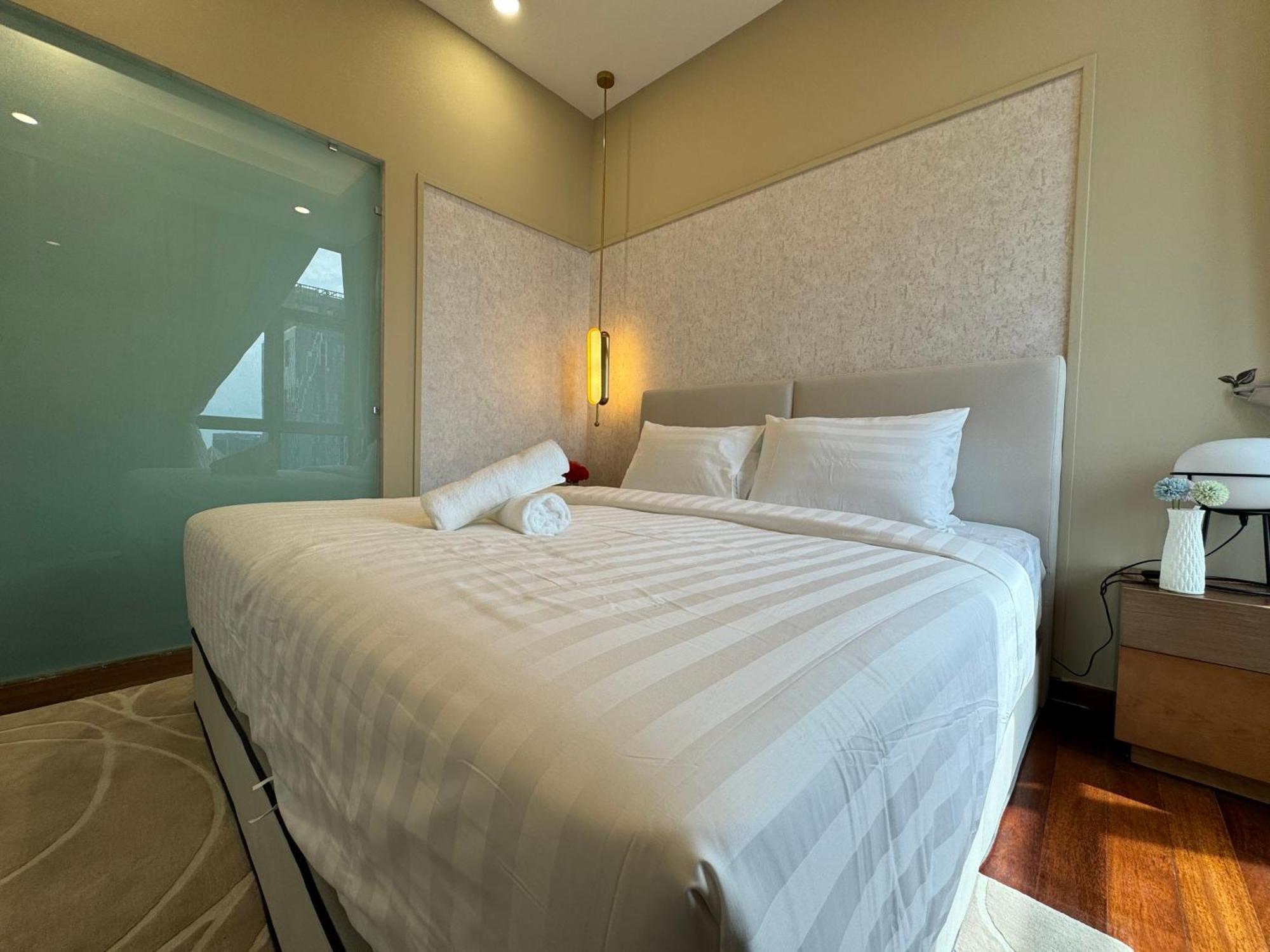 Royce Klcc Kuala Lumpur City Centre By Dormeo Destinations Экстерьер фото