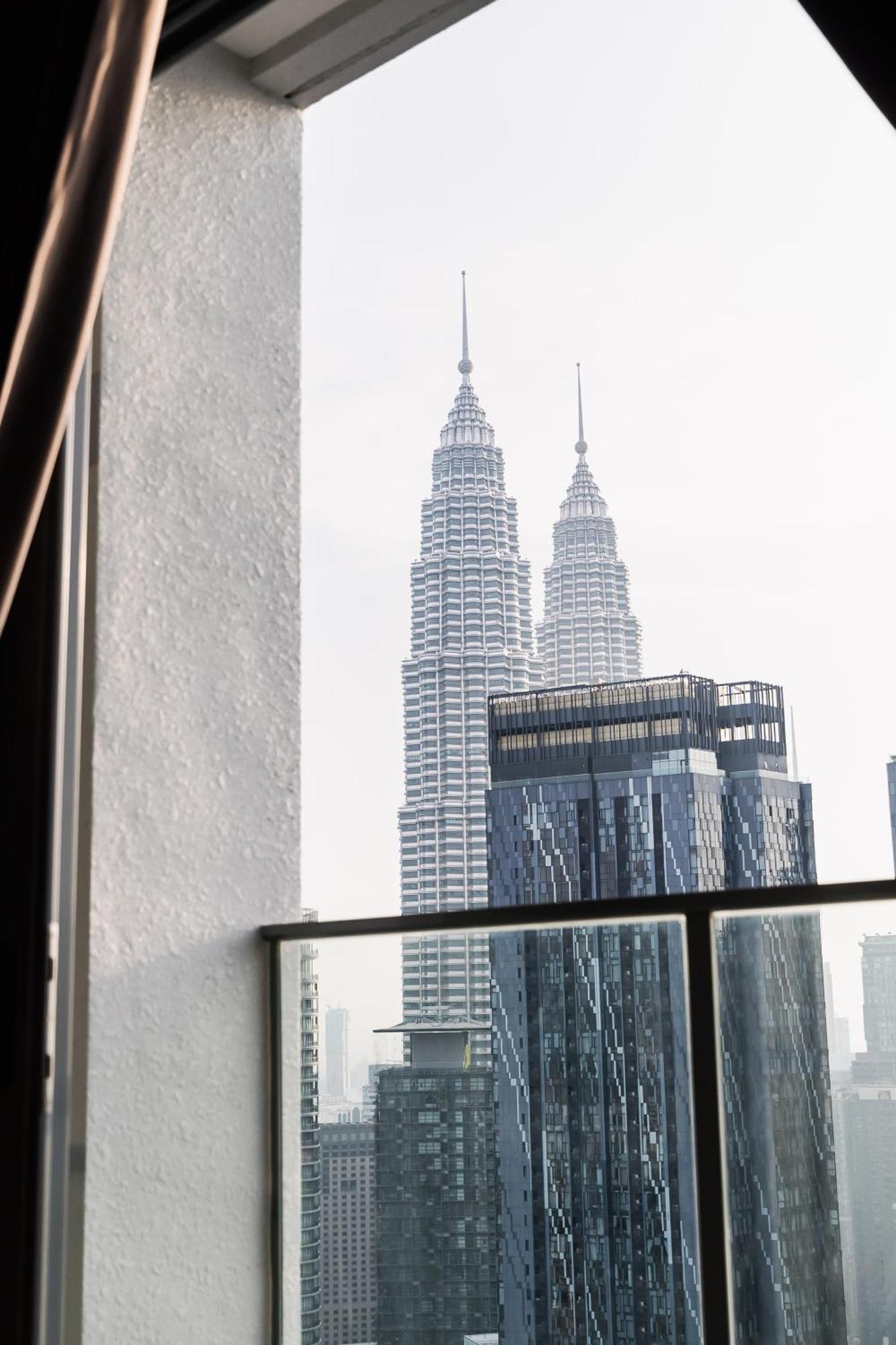 Royce Klcc Kuala Lumpur City Centre By Dormeo Destinations Экстерьер фото